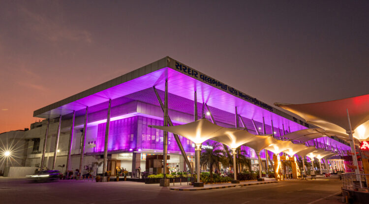 અમદાવાદ