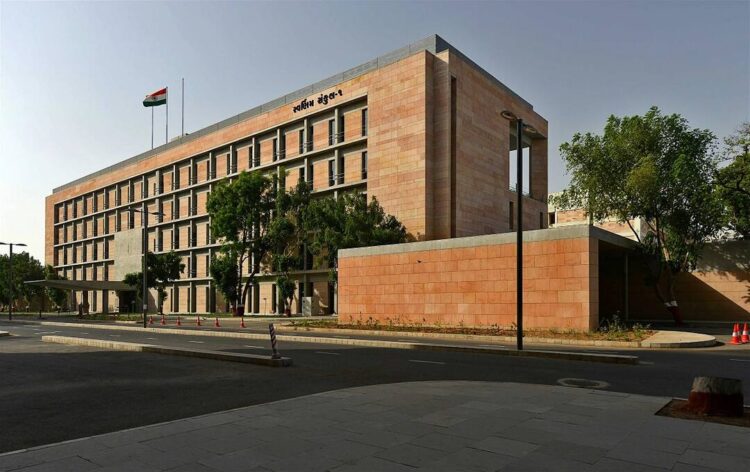 અમદાવાદ