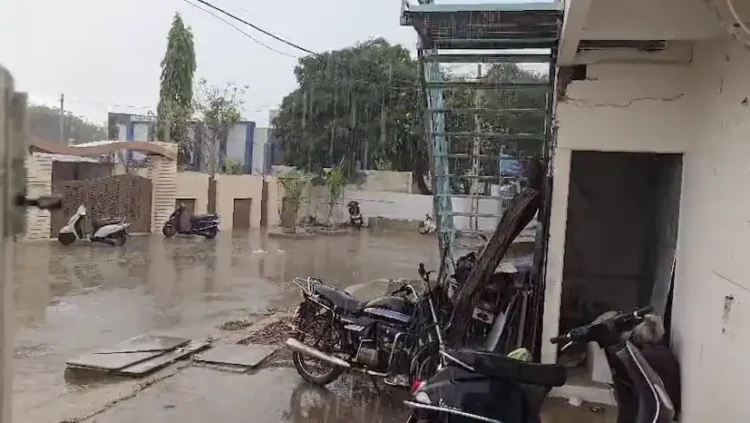 કમોસમી વરસાદ